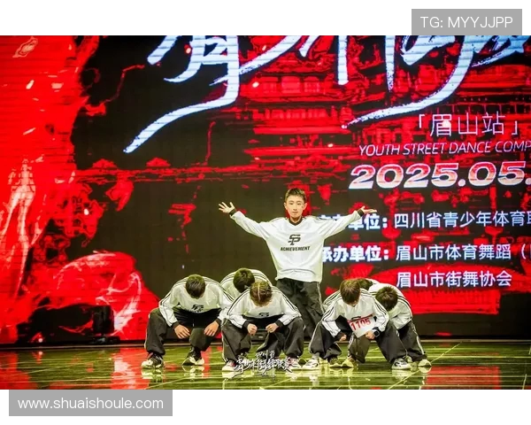 杭州街舞队在全国街舞配合排行榜中荣获第七名展现实力与风采